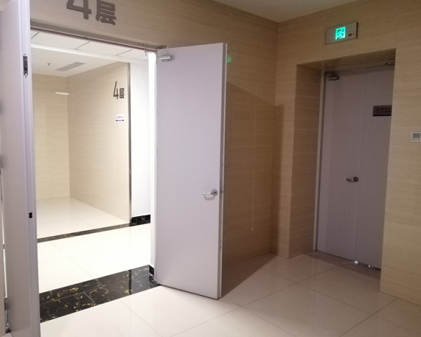太原市档案馆防火防盗门施工完毕